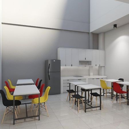 Ndalem Kraton Hotel Sidoarjo Dış mekan fotoğraf