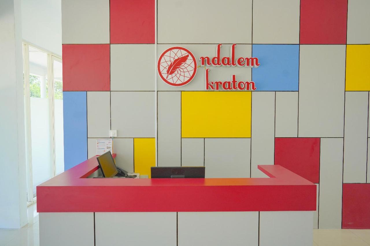 Ndalem Kraton Hotel Sidoarjo Dış mekan fotoğraf